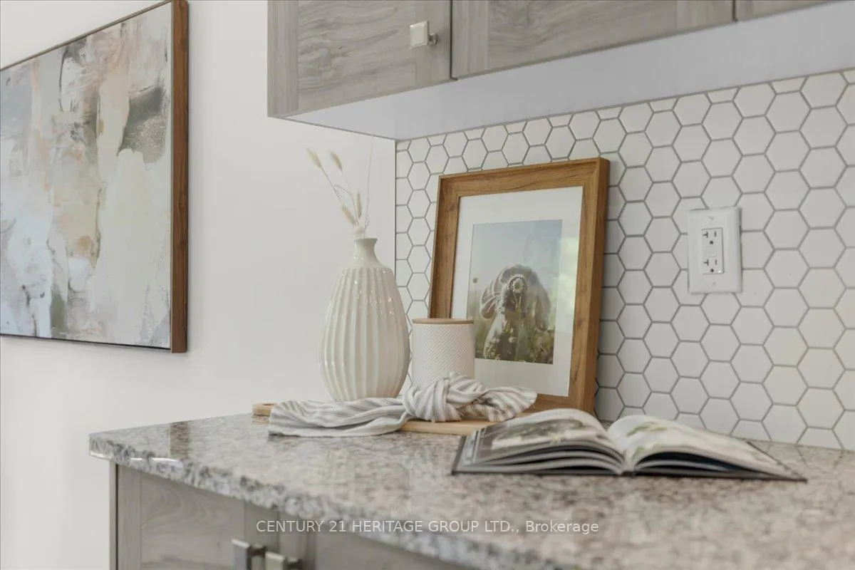 Photo 18 of 157 Cactus Crescent, Hamilton, Stoney Creek Mountain — HOMEH