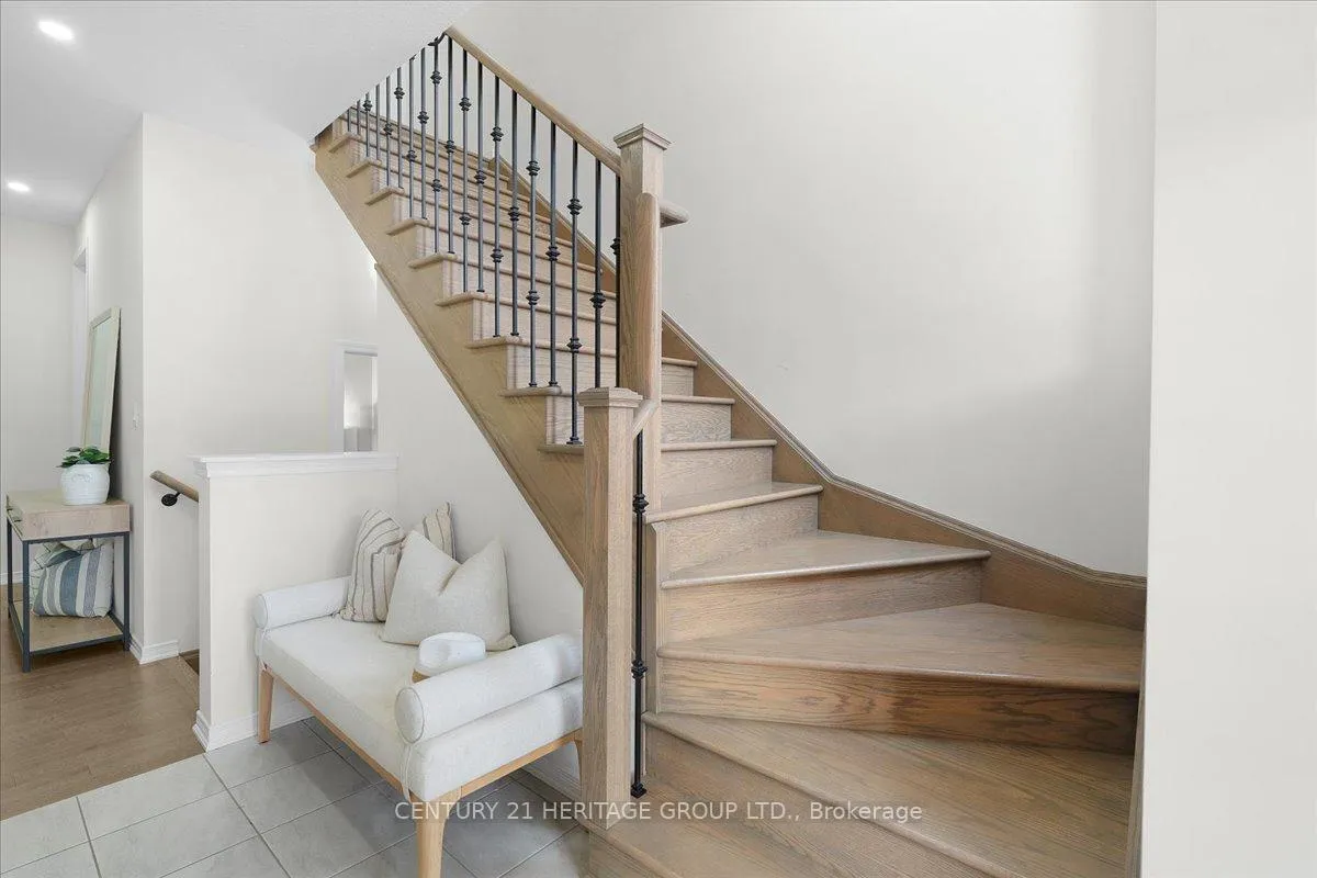 Photo 23 of 157 Cactus Crescent, Hamilton, Stoney Creek Mountain — HOMEH