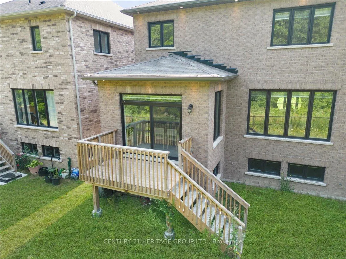 Photo 44 of 157 Cactus Crescent, Hamilton, Stoney Creek Mountain — HOMEH