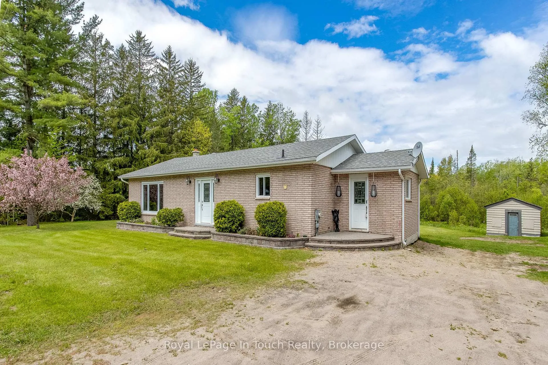 Photo 1 of 284 Concession 12 Road E, Tiny, Rural Tiny — HOMEH
