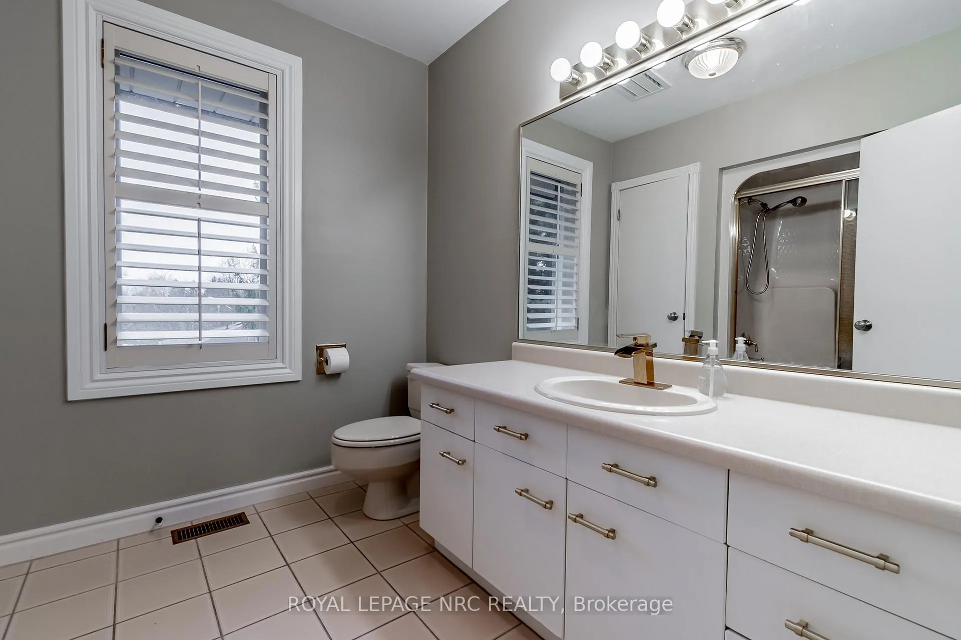 Photo 7 of 5 Stickles Street, Pelham, Fonthill — HOMEH