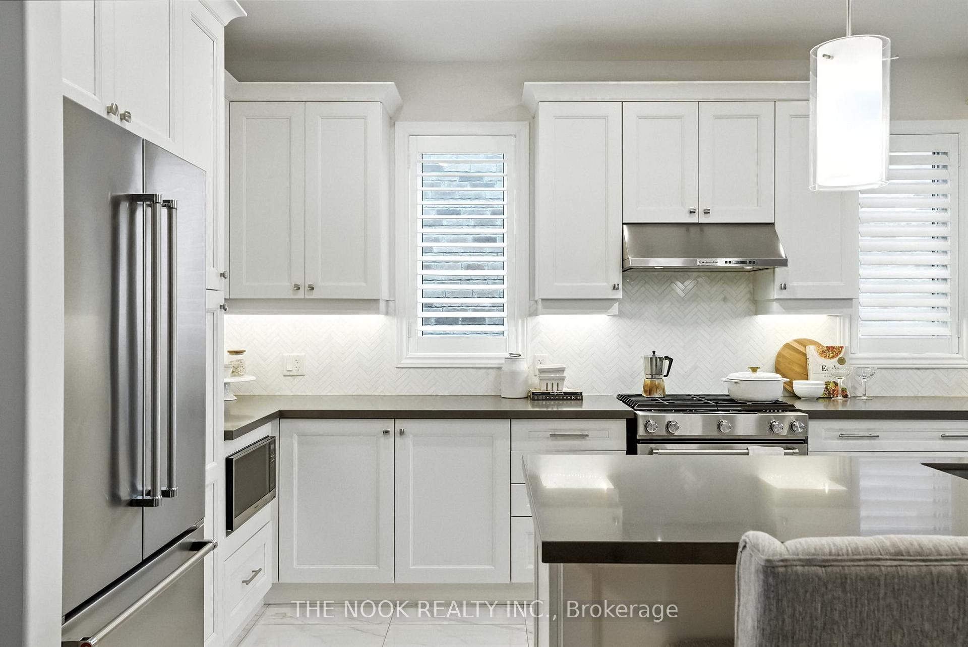 Photo 7 of 207 Crombie Street, Clarington, Bowmanville — HOMEH