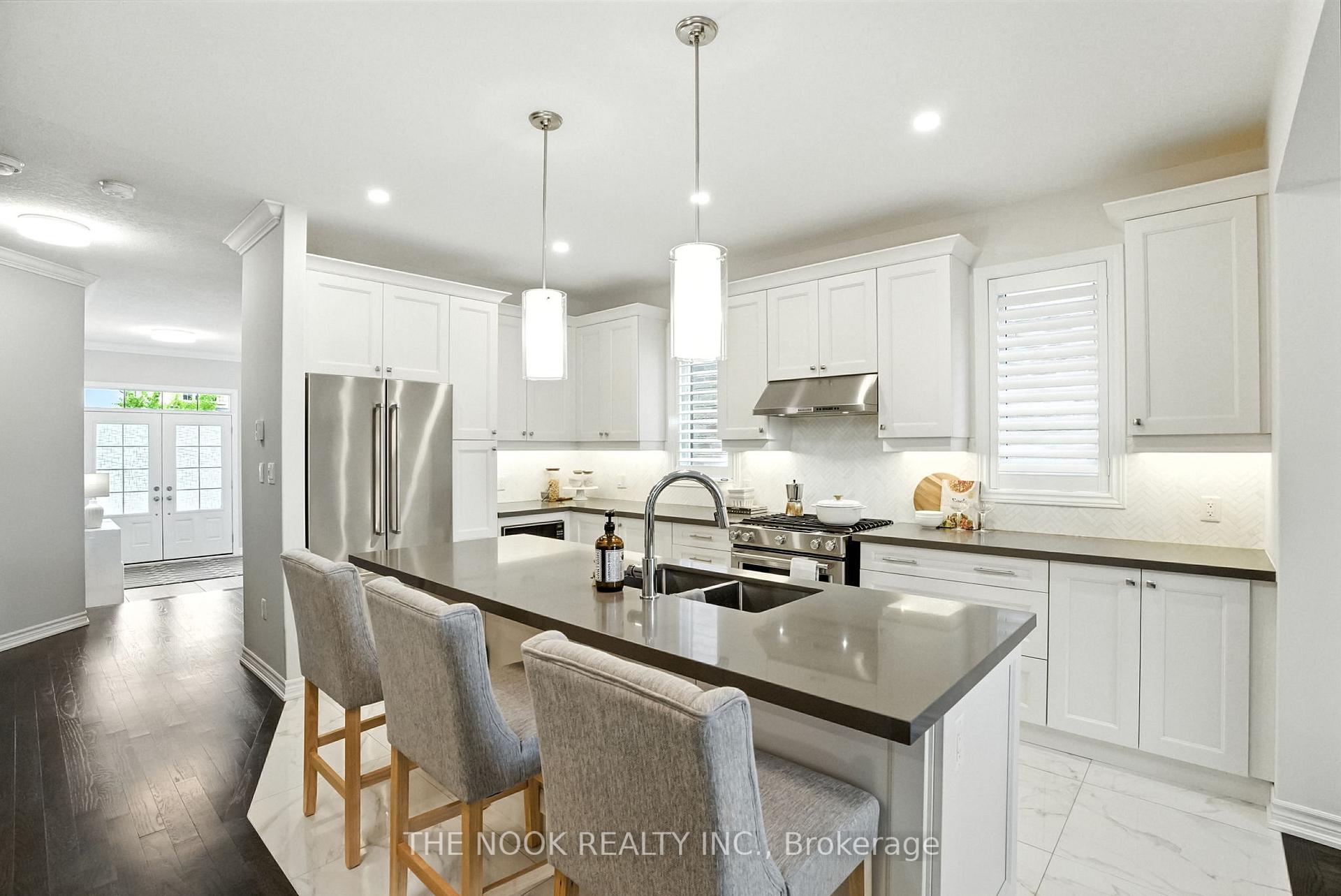 Photo 8 of 207 Crombie Street, Clarington, Bowmanville — HOMEH