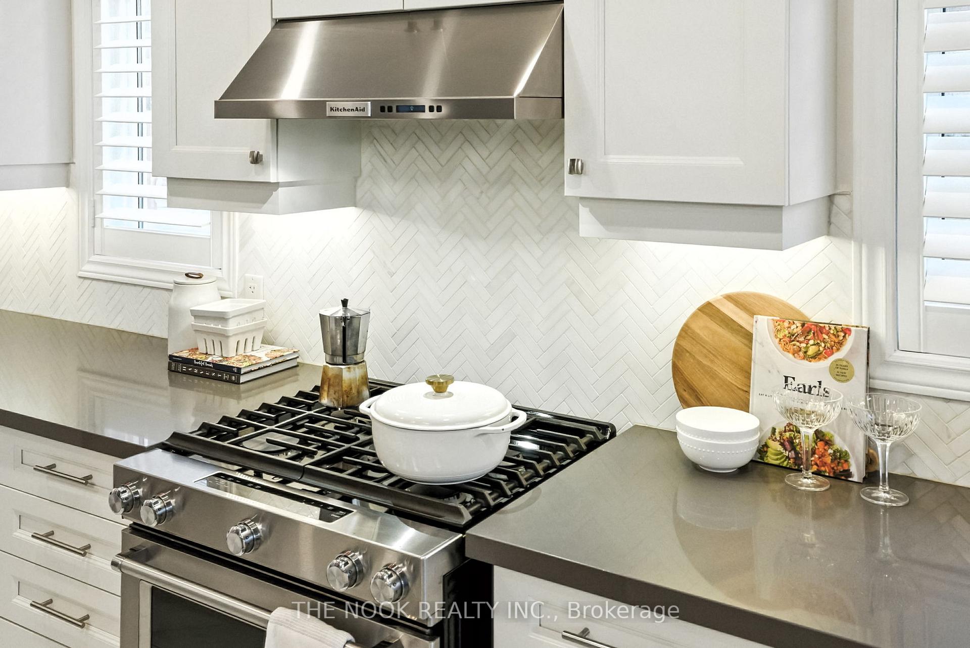 Photo 9 of 207 Crombie Street, Clarington, Bowmanville — HOMEH