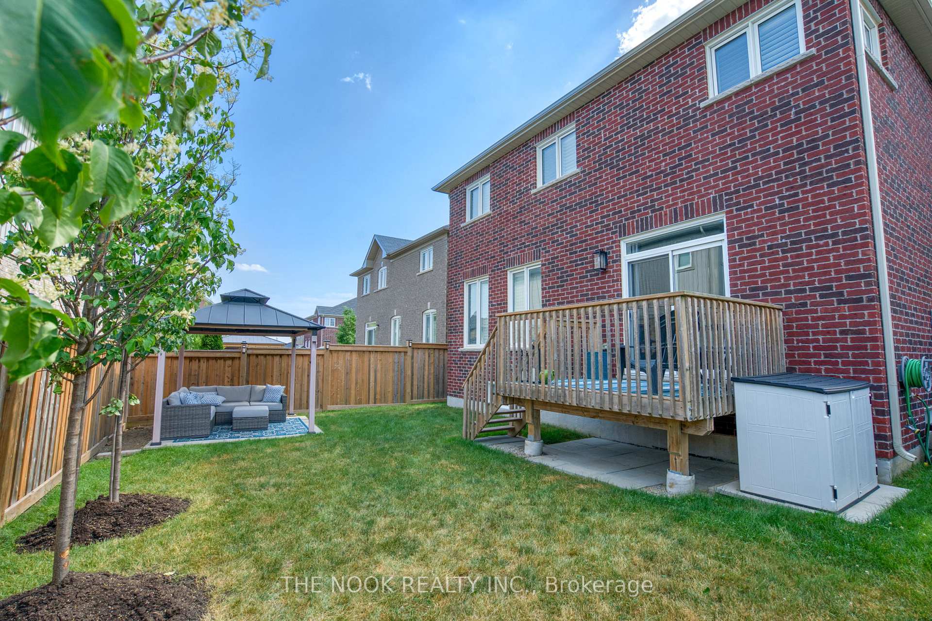 Photo 43 of 207 Crombie Street, Clarington, Bowmanville — HOMEH