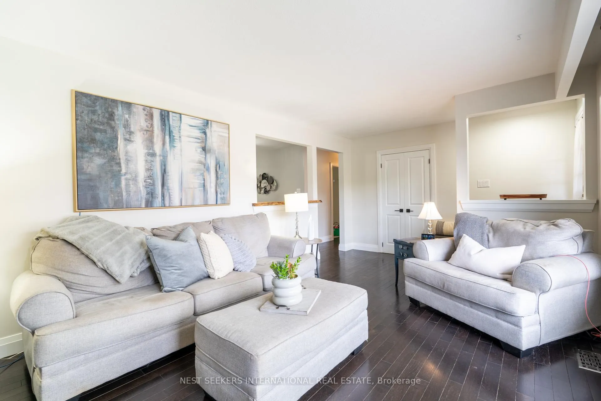 Photo 6 of 20 Lay Street, Barrie, Wellington — HOMEH