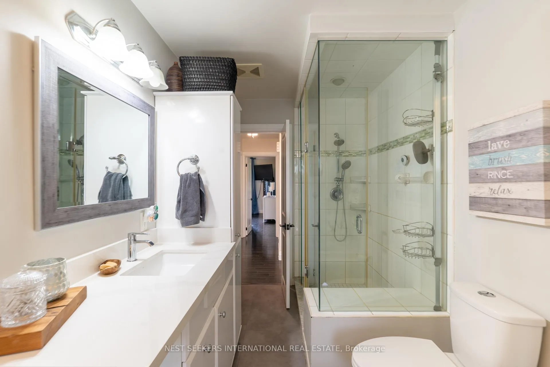 Photo 16 of 20 Lay Street, Barrie, Wellington — HOMEH