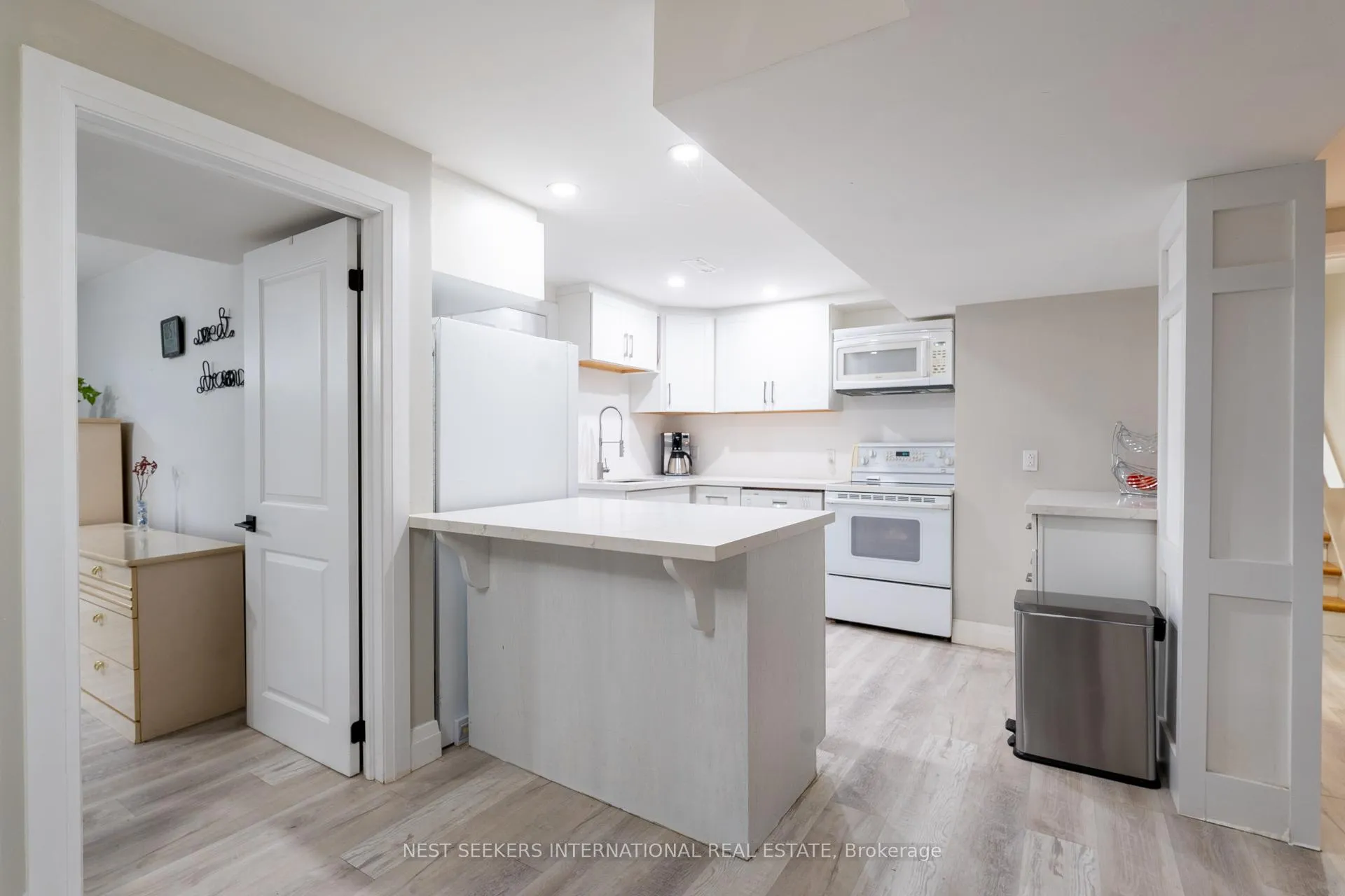 Photo 25 of 20 Lay Street, Barrie, Wellington — HOMEH