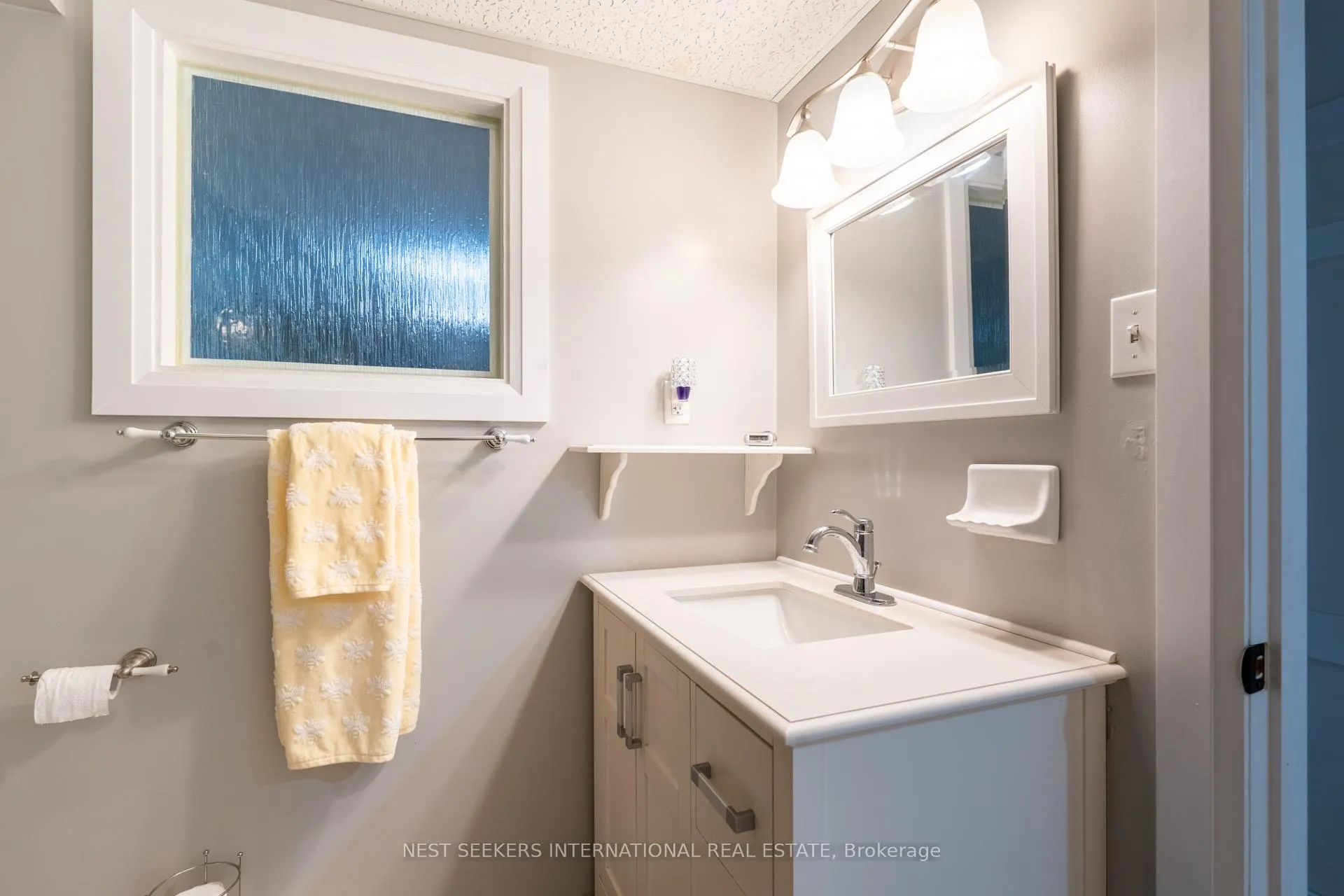 Photo 30 of 20 Lay Street, Barrie, Wellington — HOMEH
