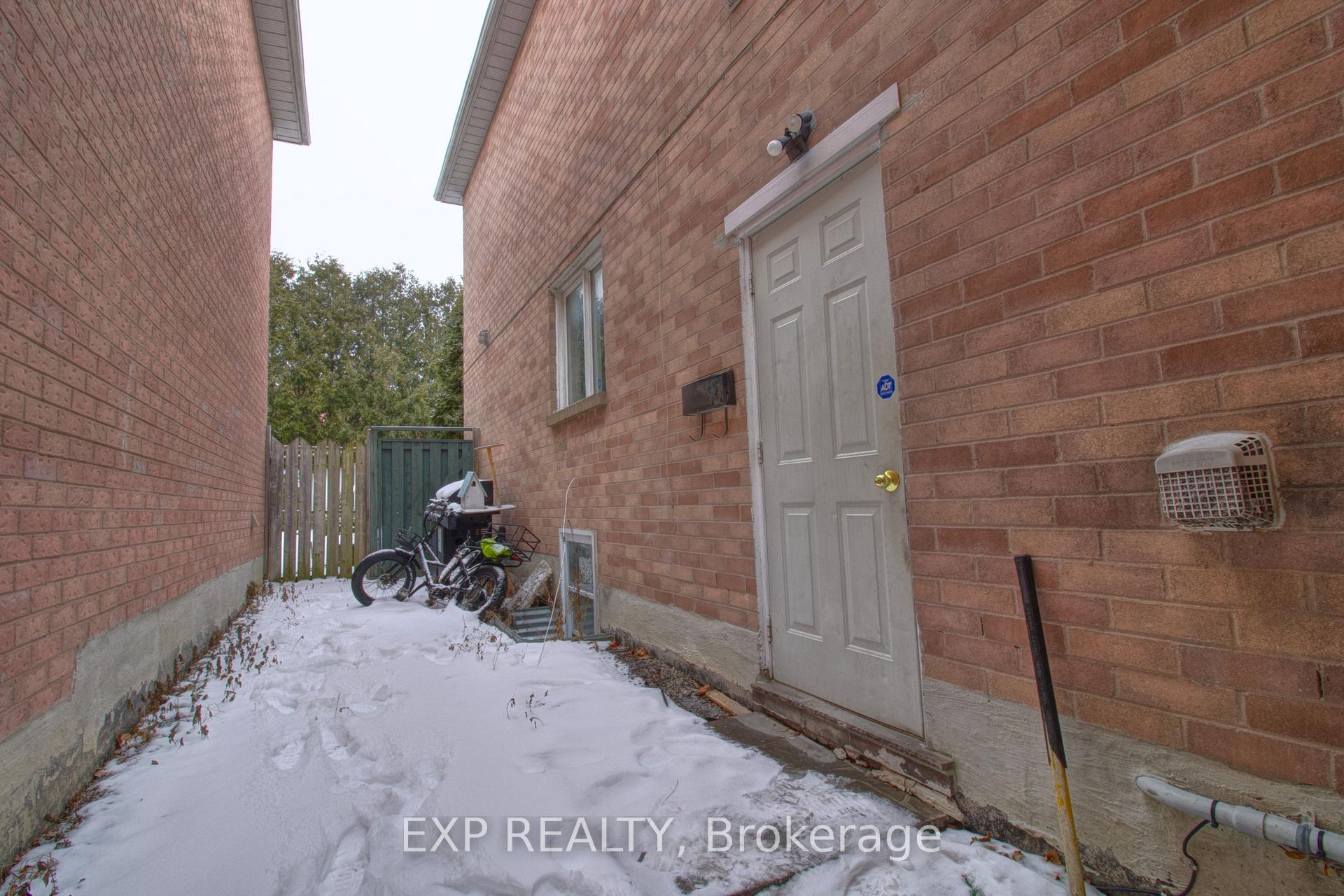Photo 4 of 7 Macdermott Drive, Ajax, Central West — HOMEH