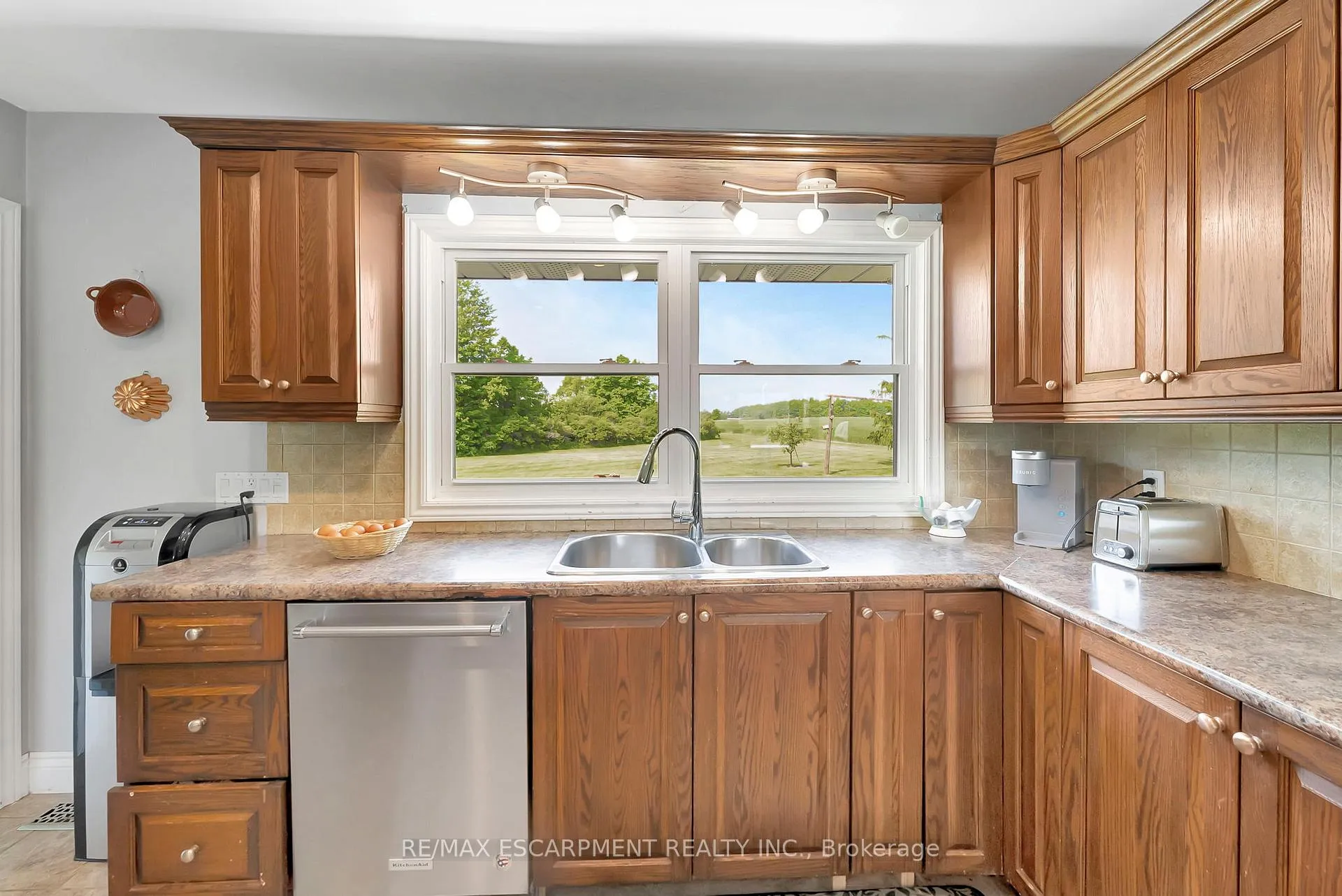 Photo 10 of 1301 Kohler Road, Haldimand — HOMEH