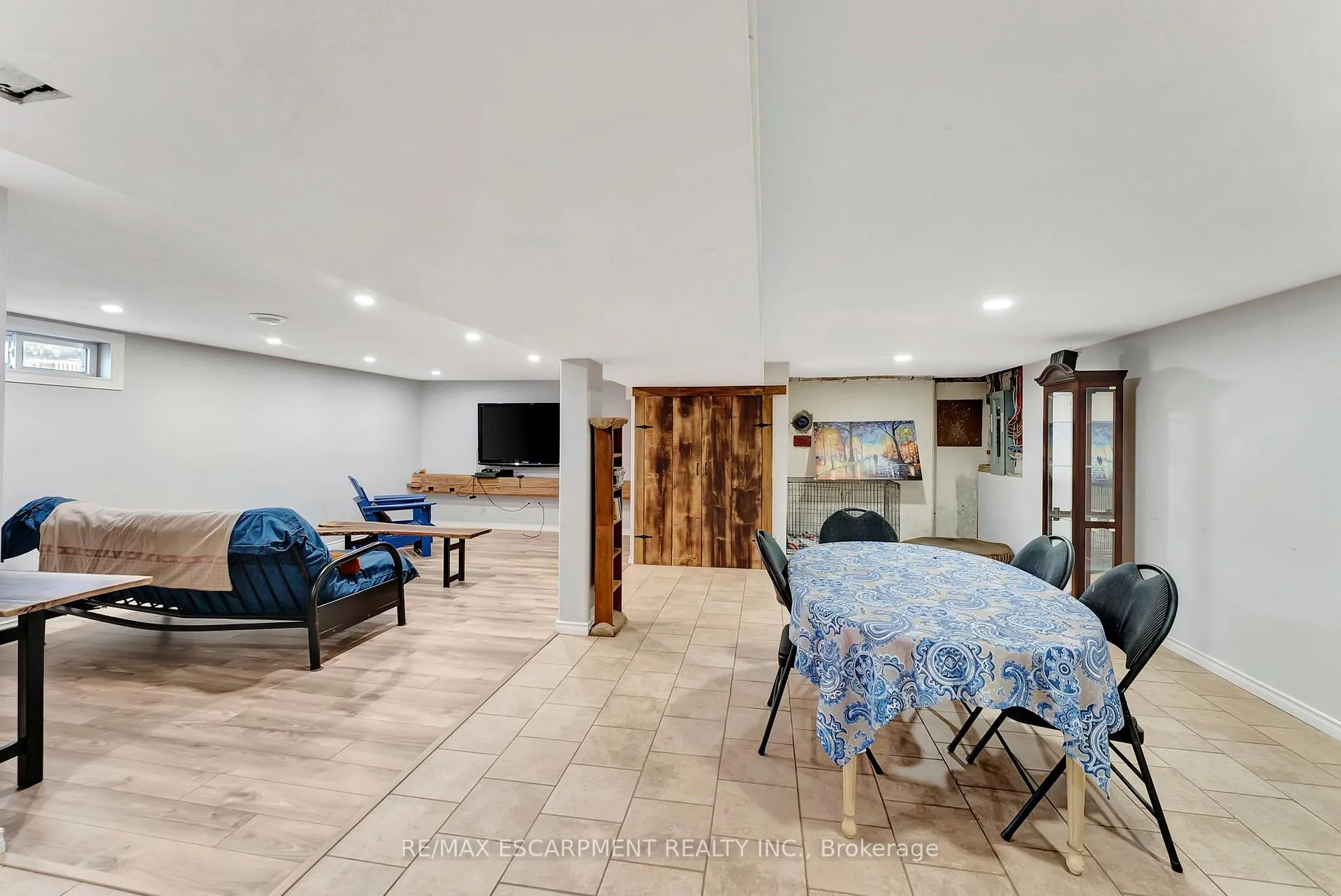 Photo 21 of 1301 Kohler Road, Haldimand — HOMEH