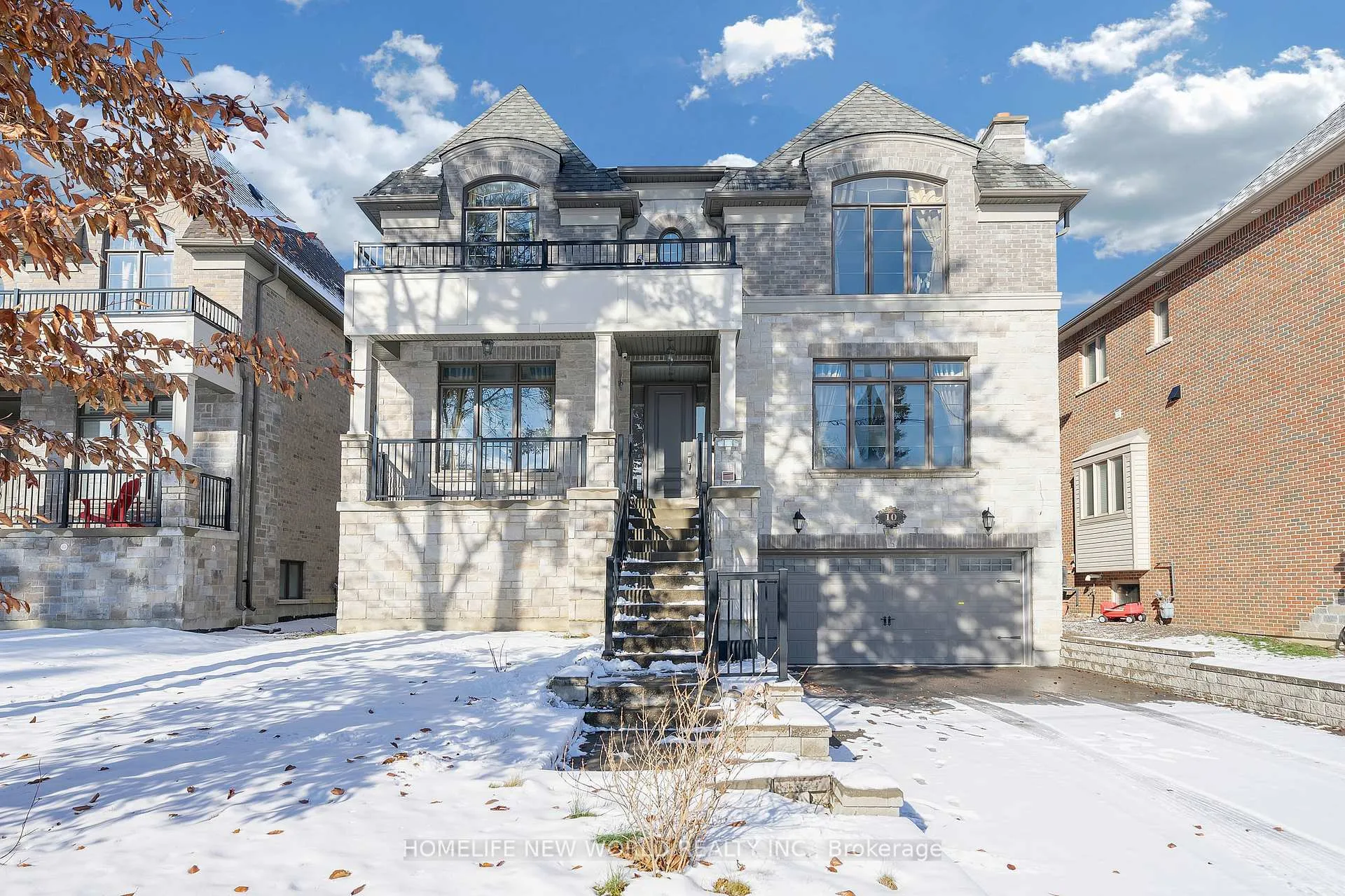 Front of 10 Stancroft Drive