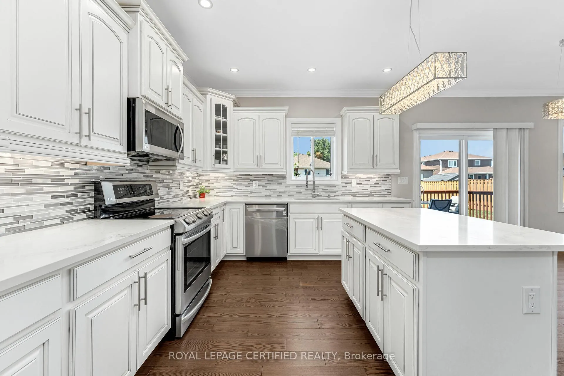 Photo 15 of 190 Spring Street, Lakeshore — HOMEH