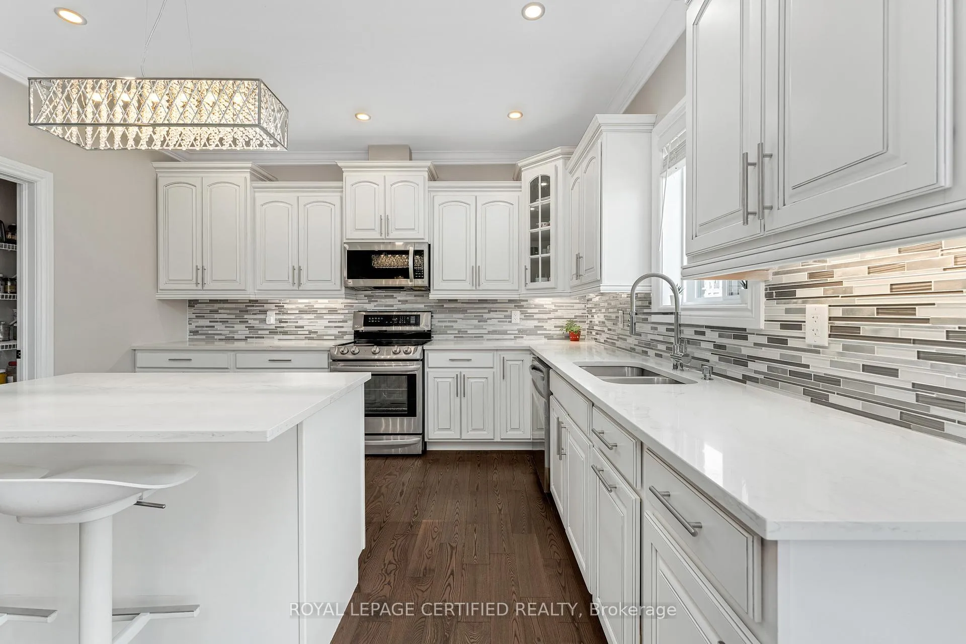 Photo 16 of 190 Spring Street, Lakeshore — HOMEH
