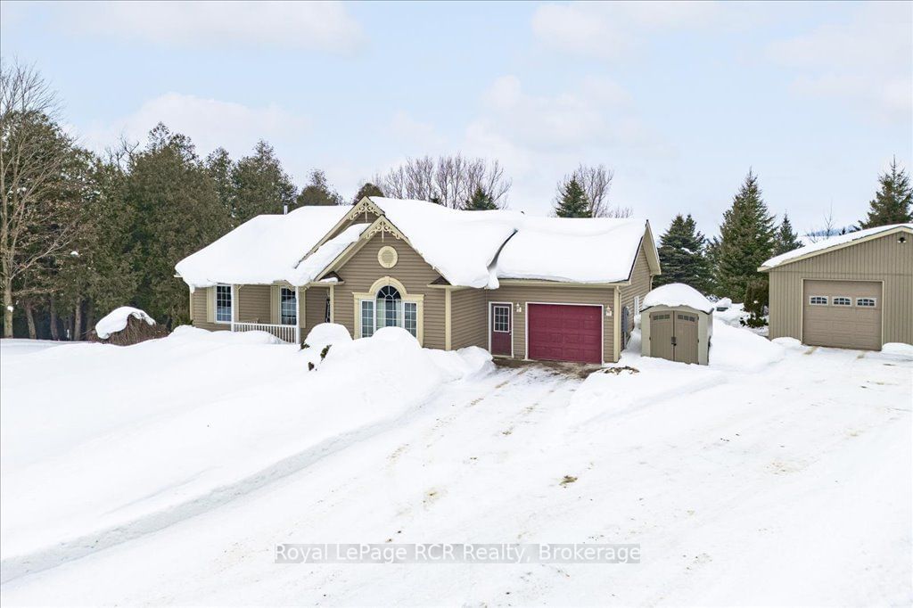 Photo 7 of 84203 Southgate Road 8 Rd E, Southgate — HOMEH
