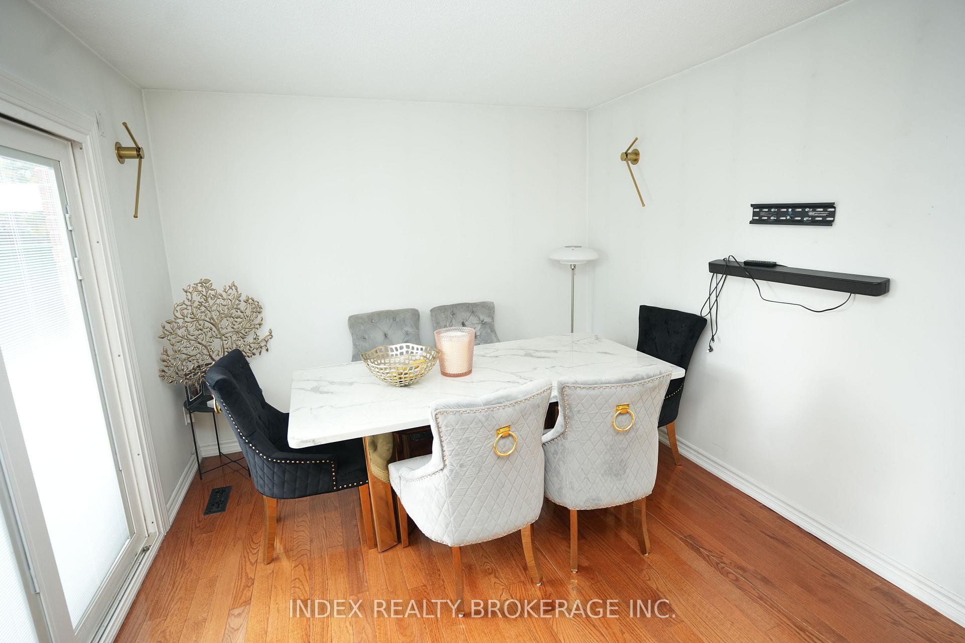 Photo 9 of 95 Elgin Drive S, Brampton, Brampton South — HOMEH