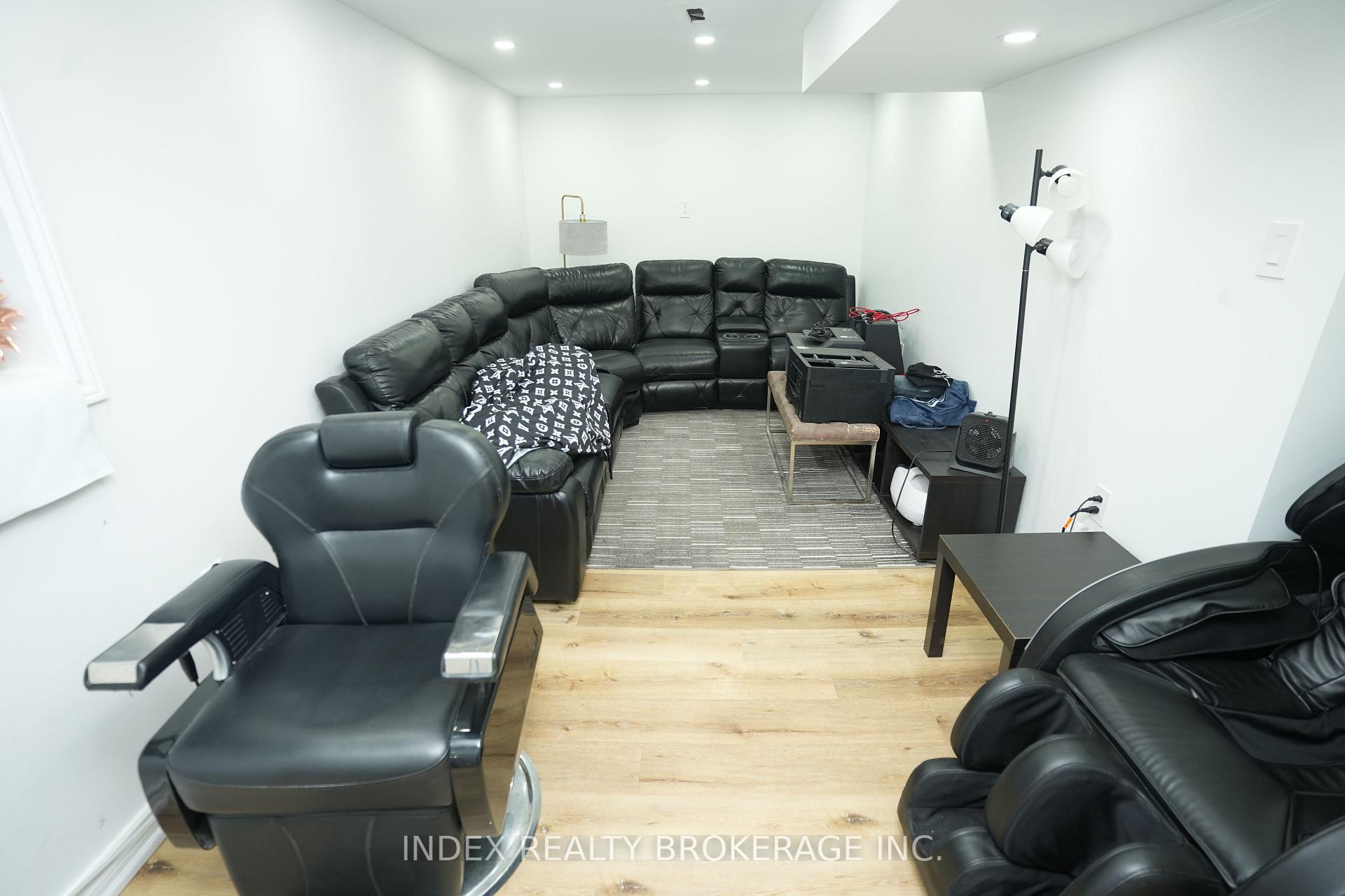 Photo 38 of 95 Elgin Drive S, Brampton, Brampton South — HOMEH