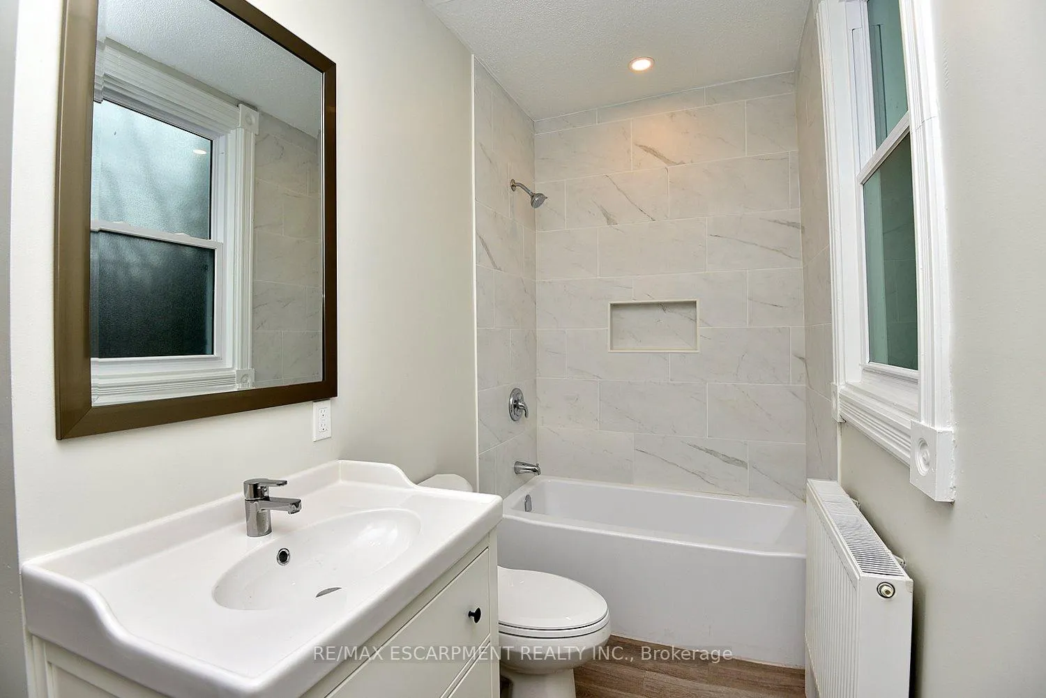 Photo 20 of 66 Erie Avenue, Hamilton, Stinson — HOMEH