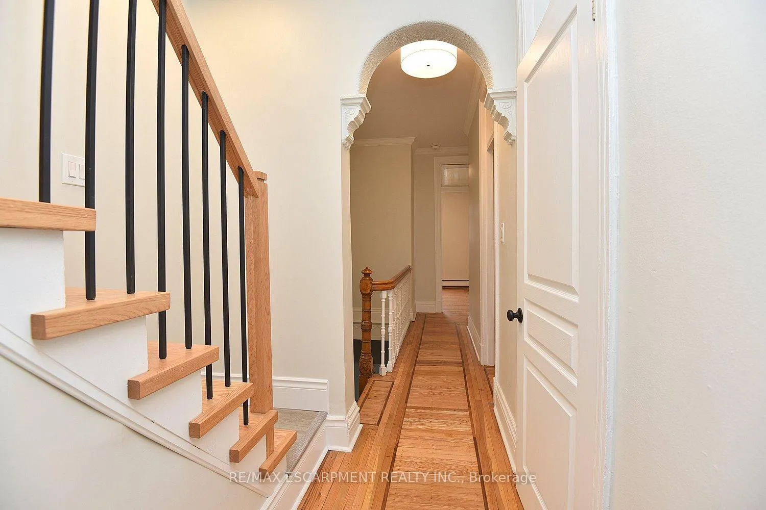 Photo 26 of 66 Erie Avenue, Hamilton, Stinson — HOMEH