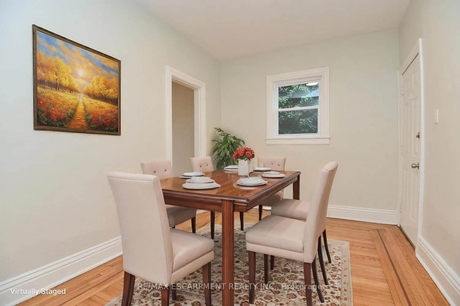 Photo 27 of 66 Erie Avenue, Hamilton, Stinson — HOMEH