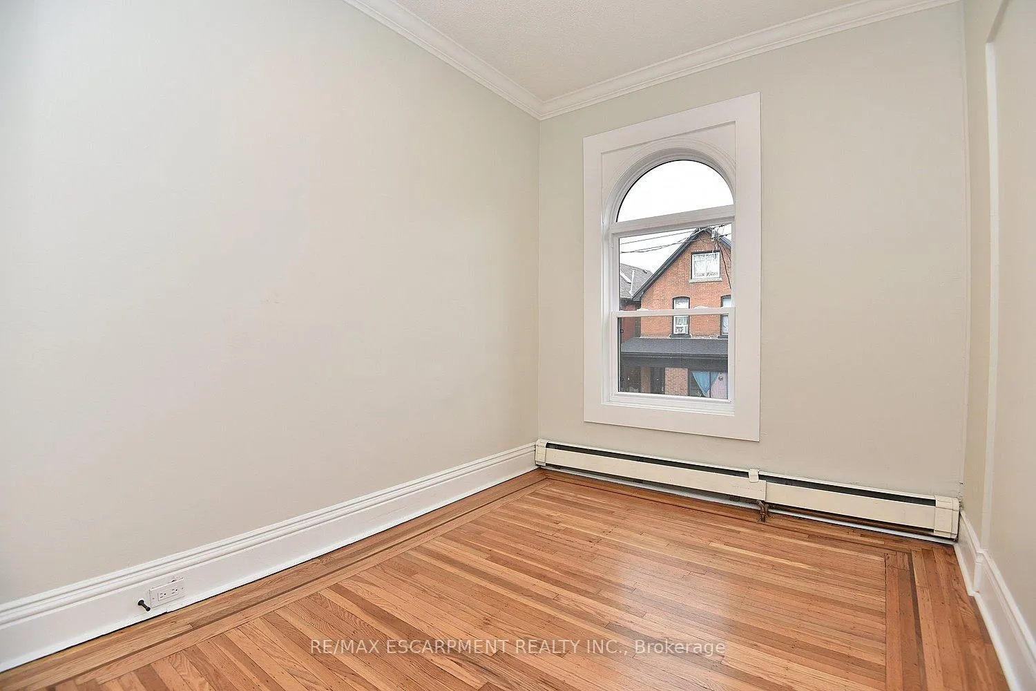 Photo 30 of 66 Erie Avenue, Hamilton, Stinson — HOMEH