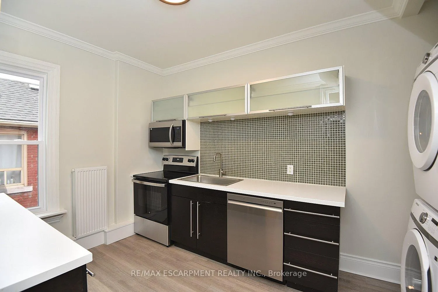 Photo 42 of 66 Erie Avenue, Hamilton, Stinson — HOMEH
