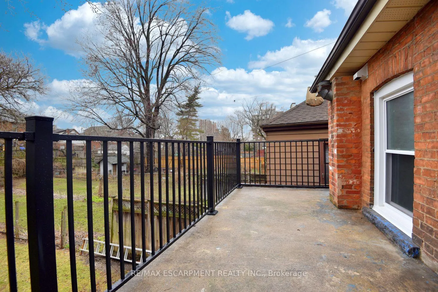 Photo 44 of 66 Erie Avenue, Hamilton, Stinson — HOMEH