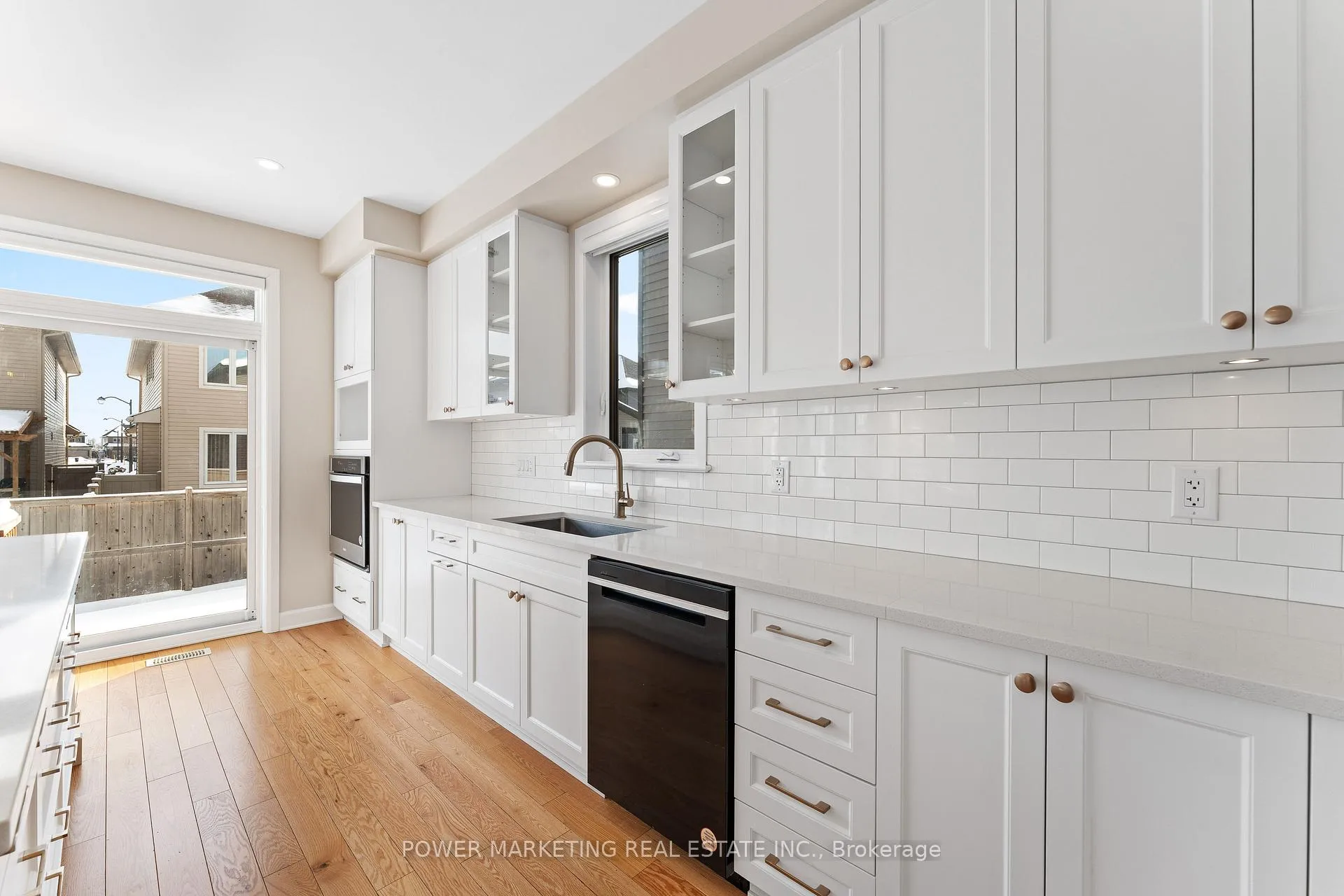 Photo 13 of 886 Sendero Way, Ottawa, Remainder of Stittsville & Area — HOMEH
