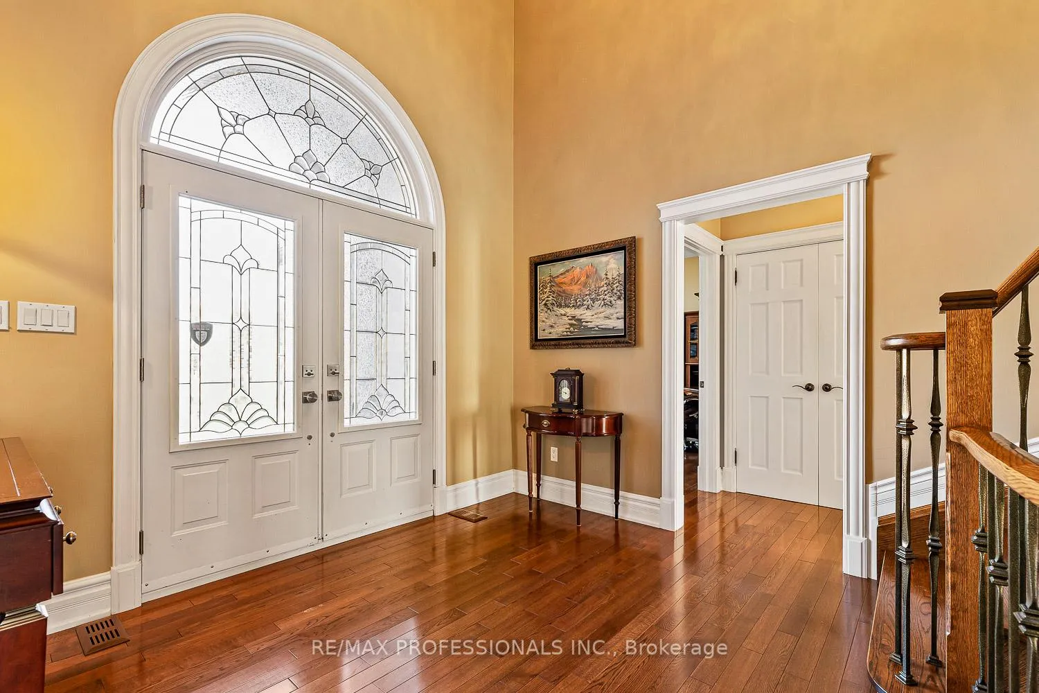 Photo 5 of 63 Rowley Drive, Caledon, Palgrave — HOMEH