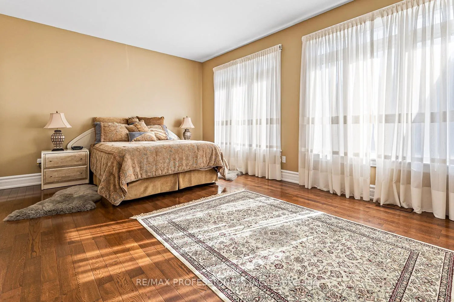 Photo 19 of 63 Rowley Drive, Caledon, Palgrave — HOMEH