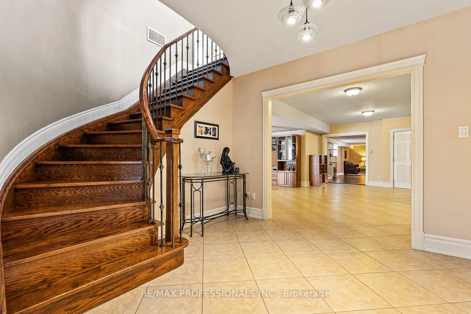 Photo 26 of 63 Rowley Drive, Caledon, Palgrave — HOMEH