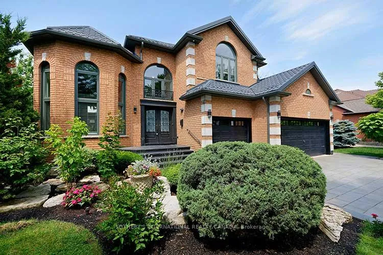 Photo 1 of 2 Kimber Crescent, Vaughan, East Woodbridge — HOMEH