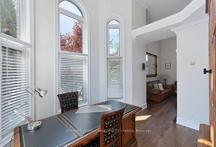 Photo 10 of 2 Kimber Crescent, Vaughan, East Woodbridge — HOMEH