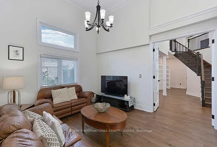 Photo 12 of 2 Kimber Crescent, Vaughan, East Woodbridge — HOMEH