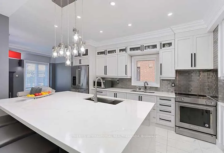 Photo 17 of 2 Kimber Crescent, Vaughan, East Woodbridge — HOMEH