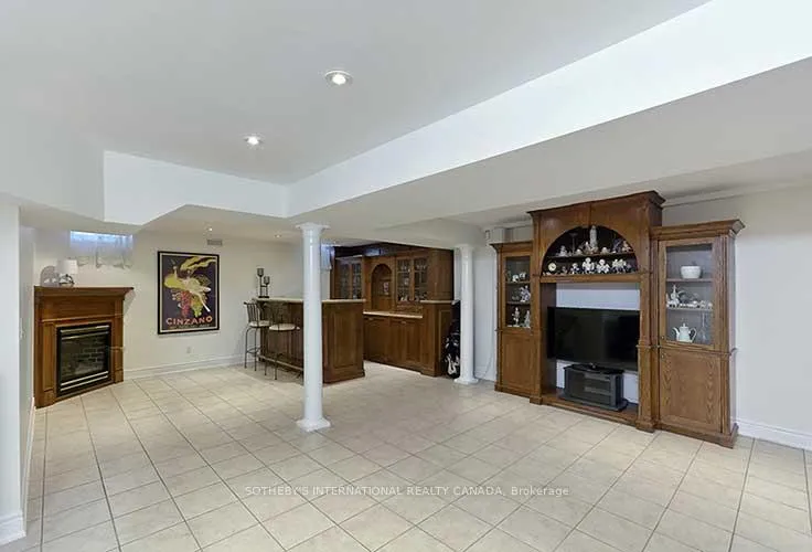 Photo 33 of 2 Kimber Crescent, Vaughan, East Woodbridge — HOMEH