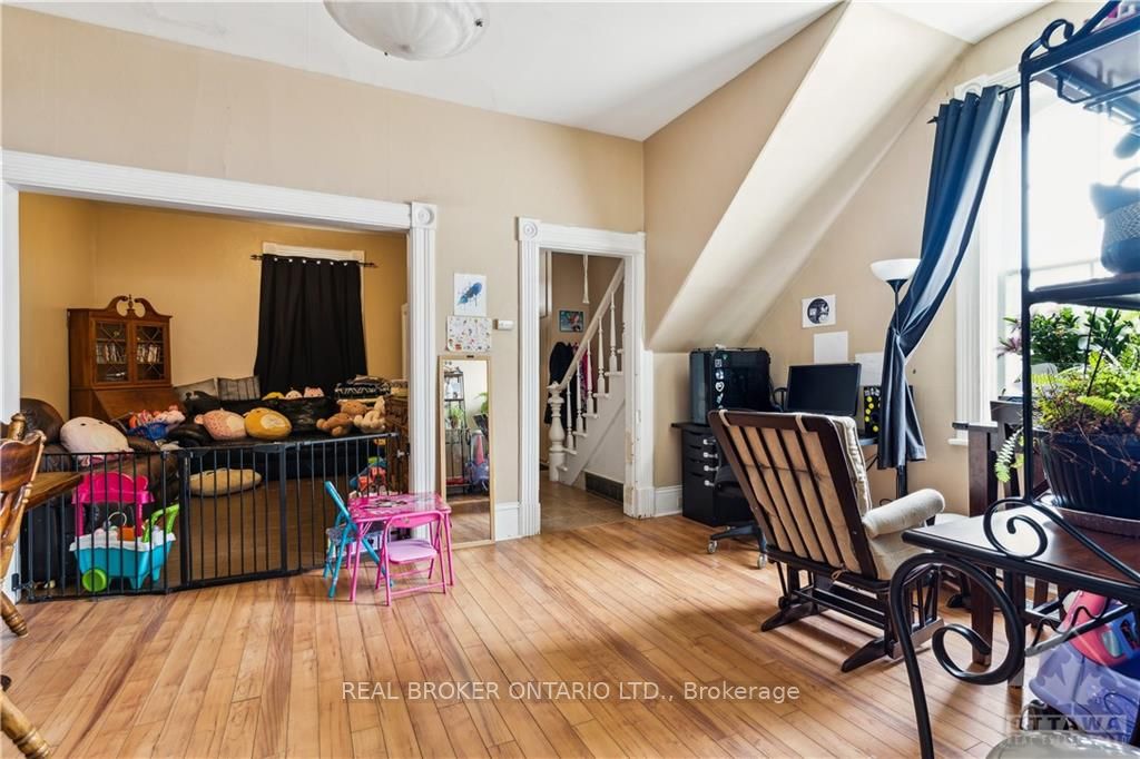 Photo 7 of 113 George Street, Carleton Place — HOMEH