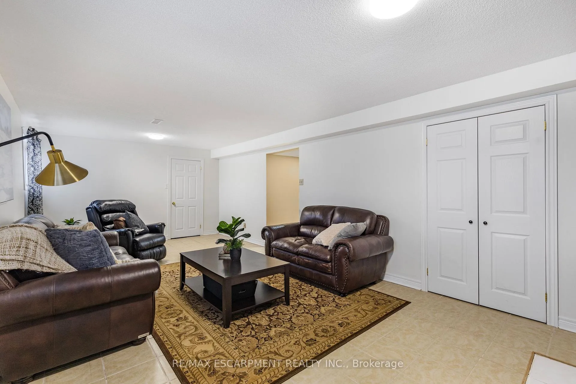 Photo 24 of 739 Mud Street, Hamilton, Stoney Creek Mountain — HOMEH