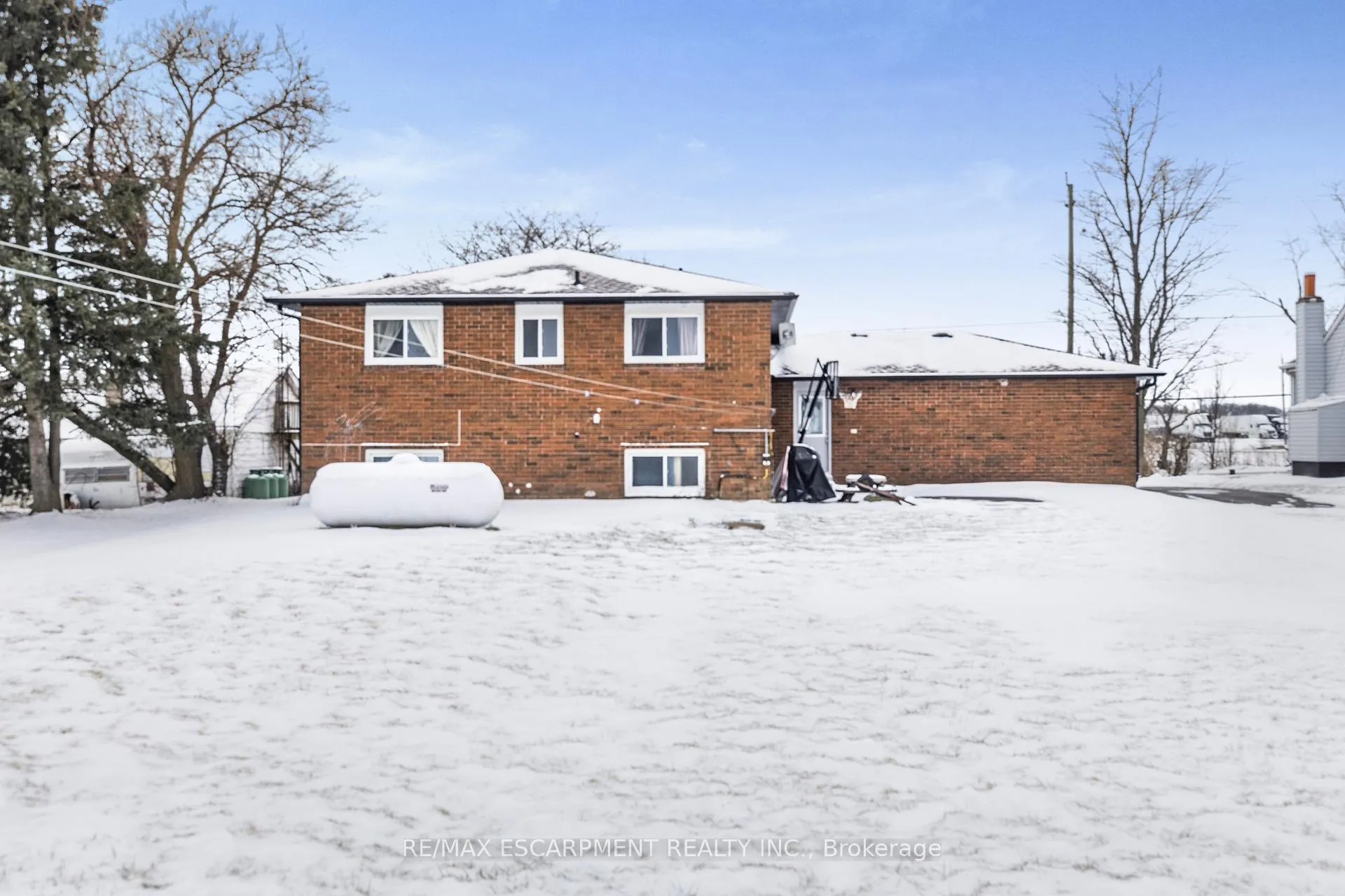 Photo 31 of 739 Mud Street, Hamilton, Stoney Creek Mountain — HOMEH