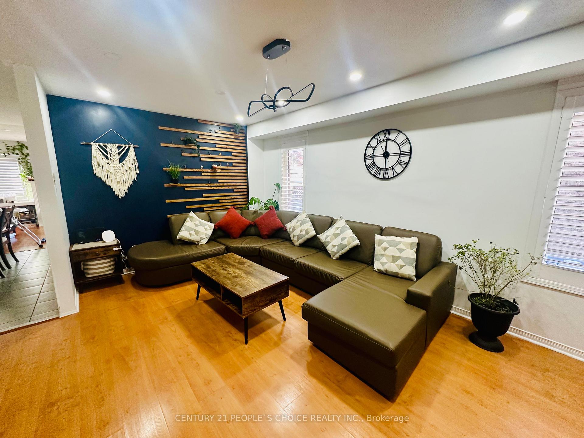 Photo 5 of 48 Coachwhip Road, Brampton, Sandringham-Wellington — HOMEH
