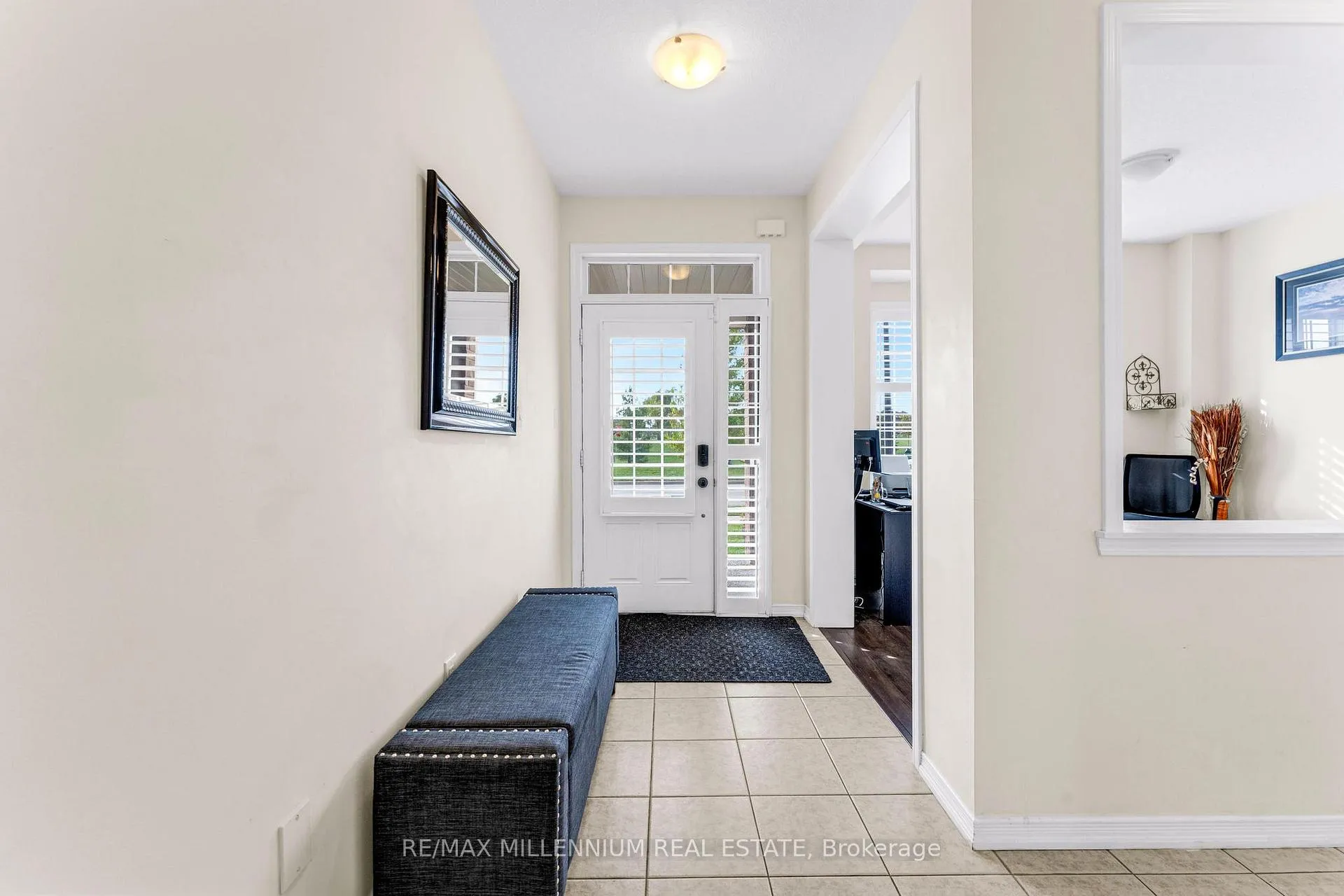 Photo 4 of 71 Cook Street, Hamilton, Binbrook — HOMEH