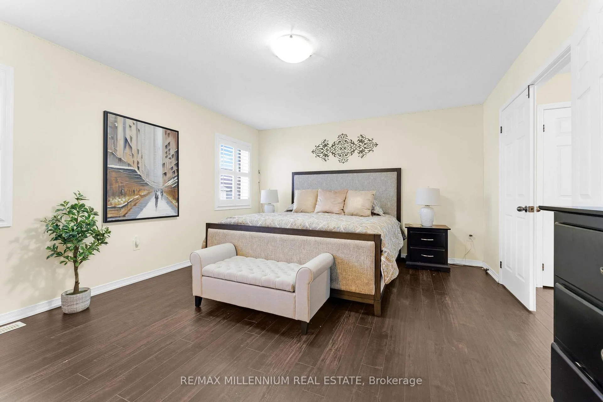 Photo 14 of 71 Cook Street, Hamilton, Binbrook — HOMEH