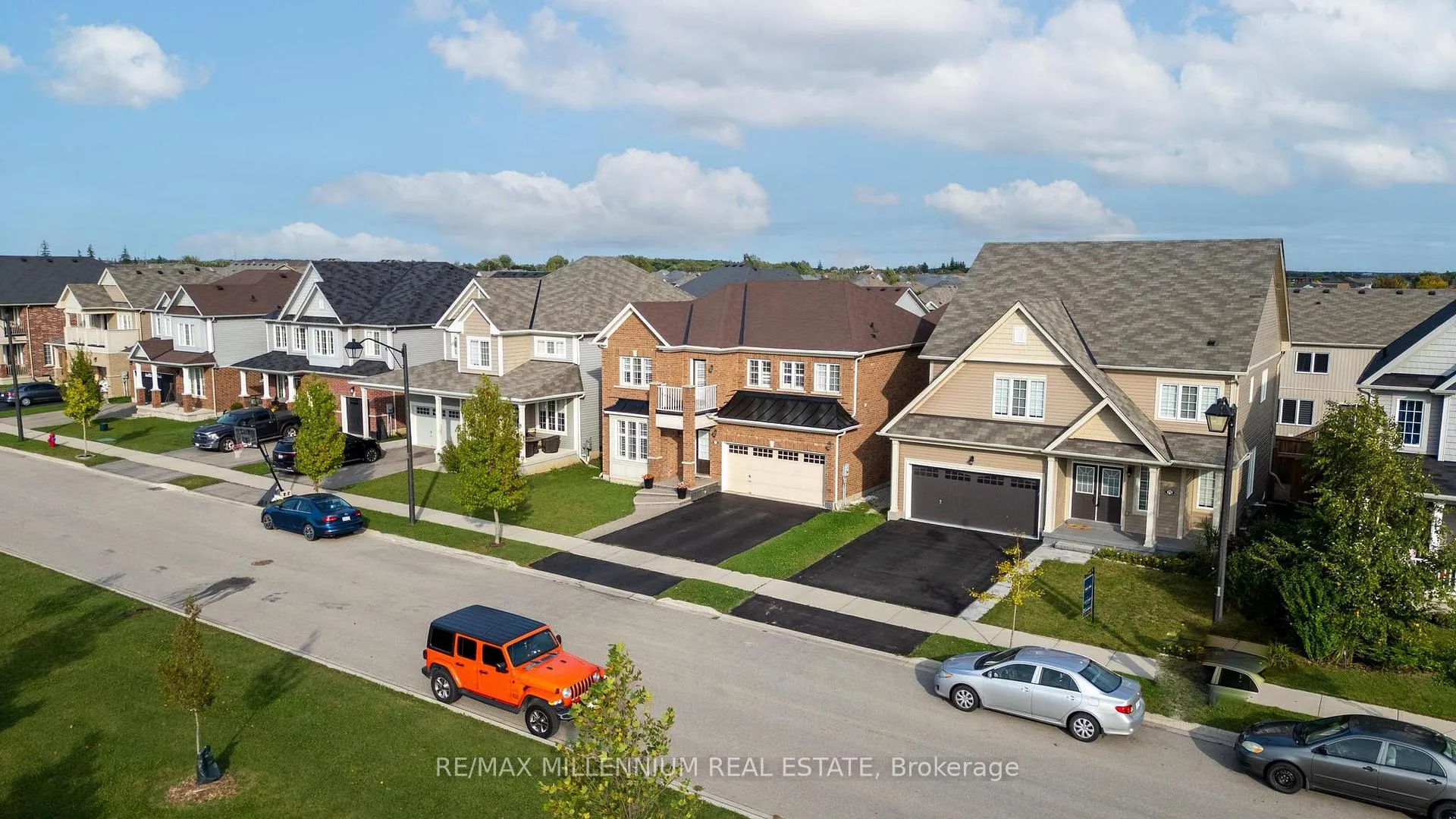 Photo 35 of 71 Cook Street, Hamilton, Binbrook — HOMEH