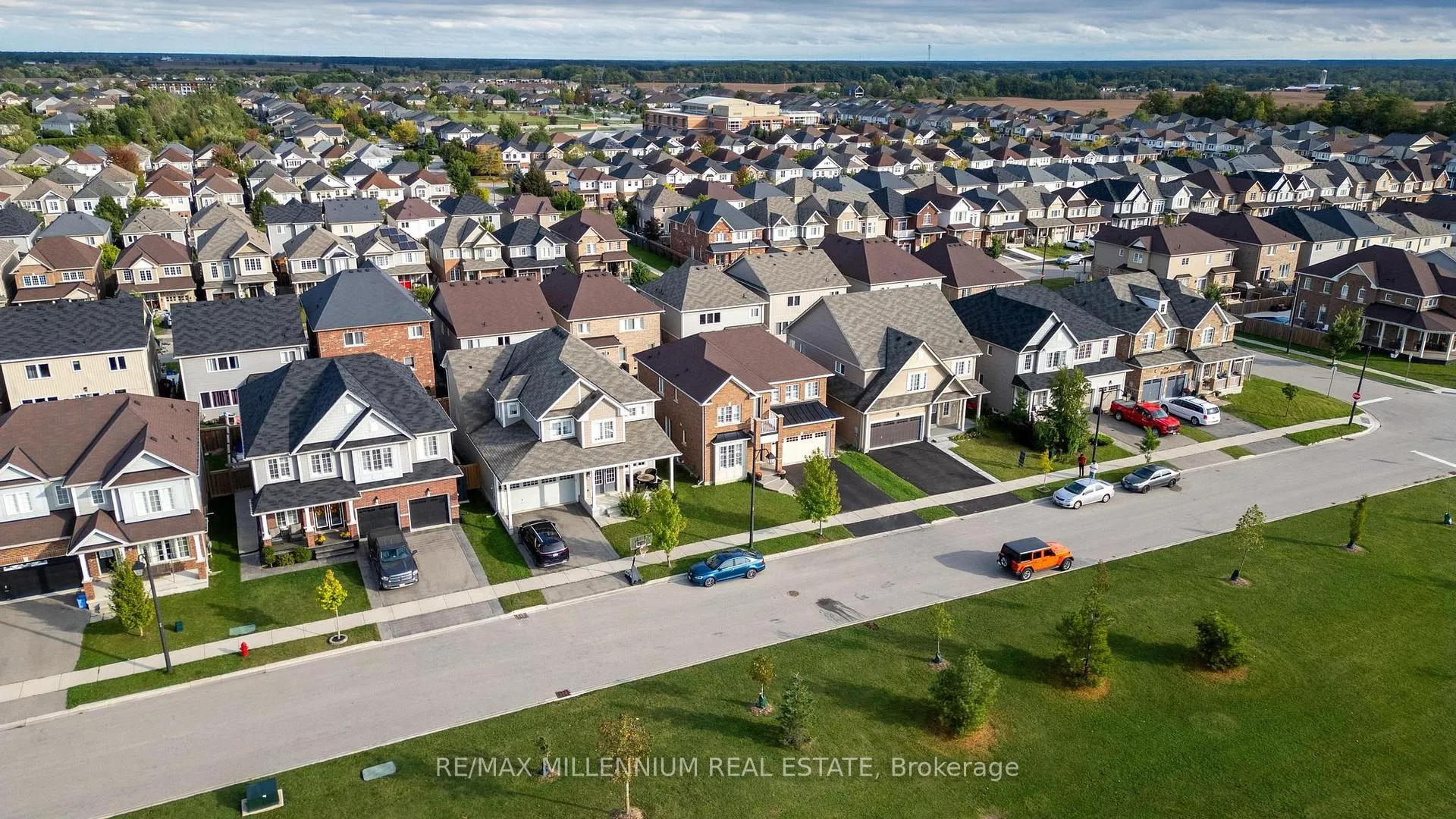 Photo 36 of 71 Cook Street, Hamilton, Binbrook — HOMEH