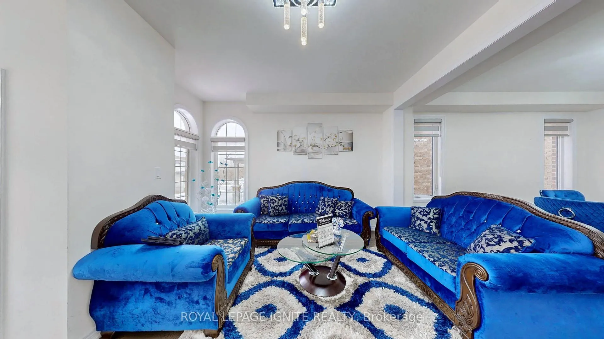Photo 3 of 2457 Florentine Place, Pickering, Rural Pickering — HOMEH