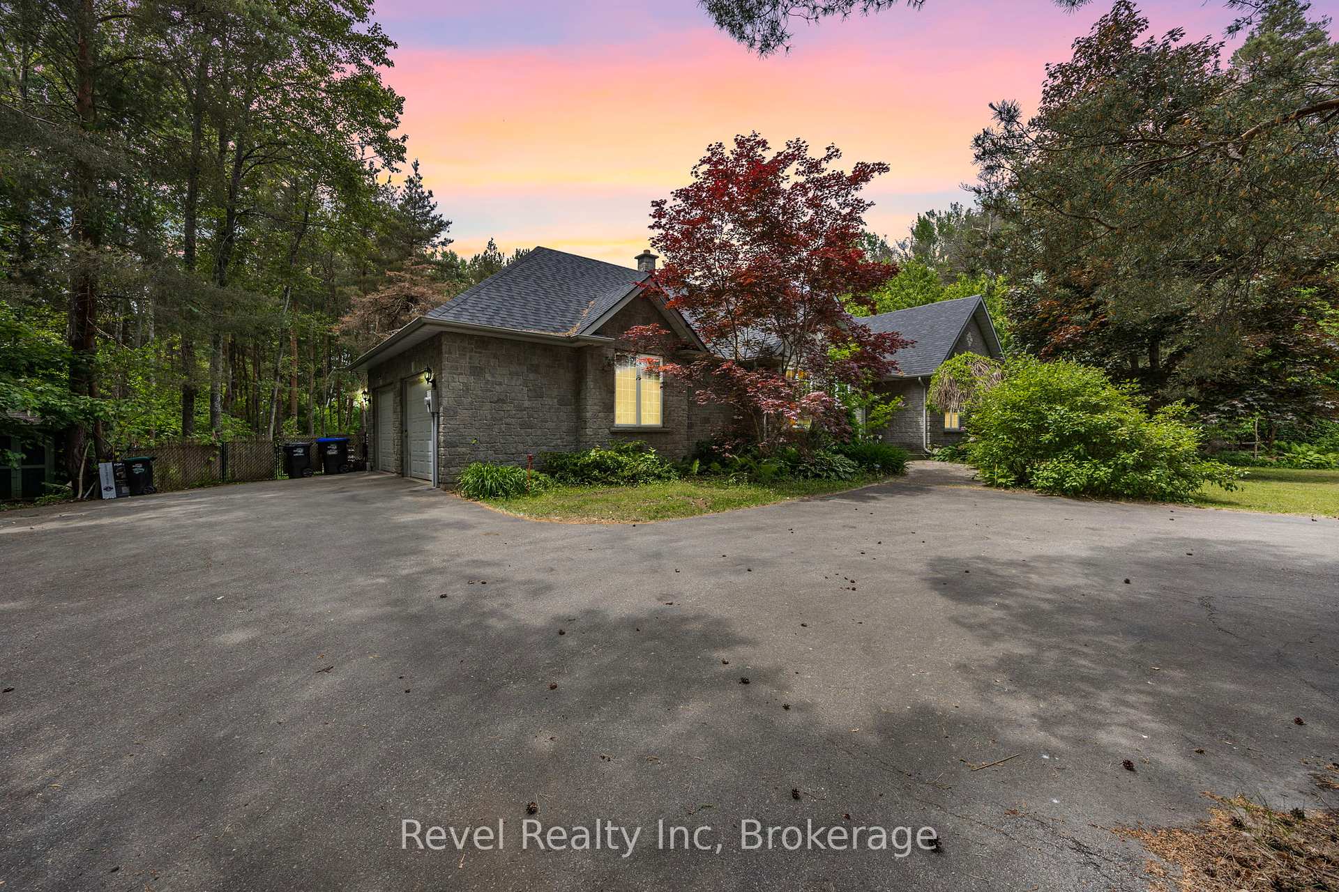 Photo 1 of 2924 10 Nottawasaga, Clearview, Rural Clearview — HOMEH