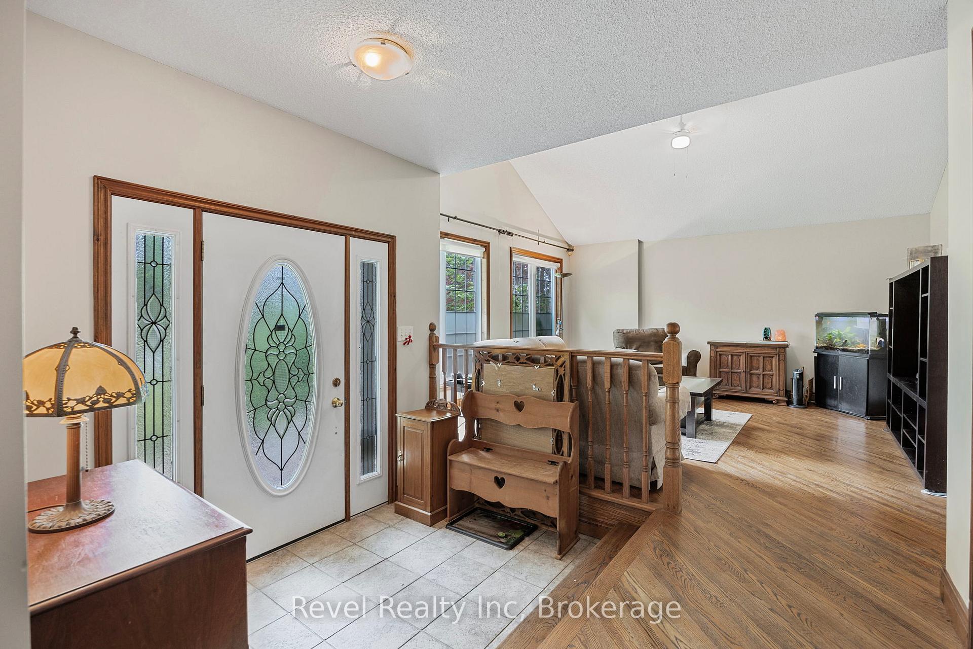 Photo 5 of 2924 10 Nottawasaga, Clearview, Rural Clearview — HOMEH