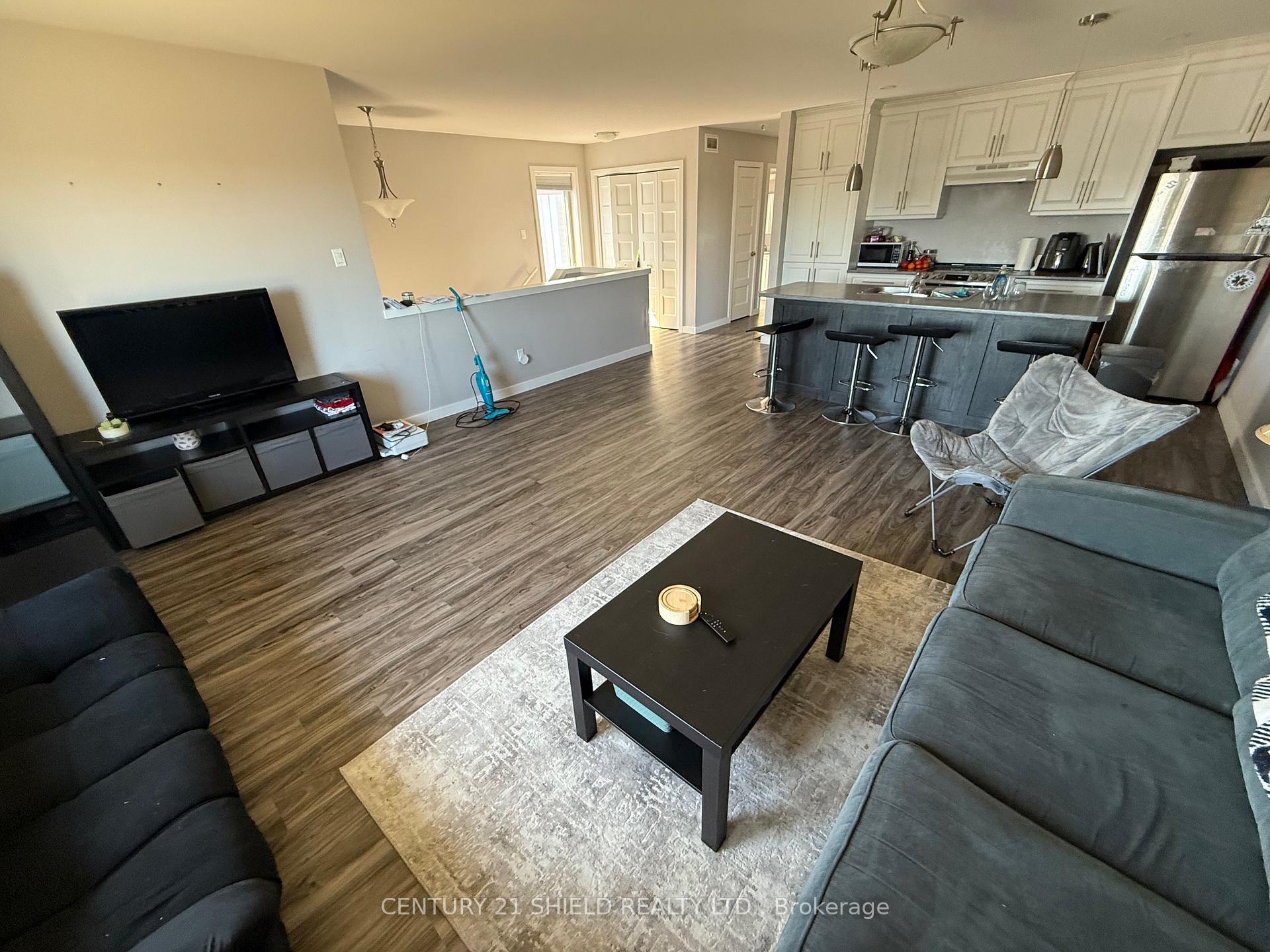 Photo 8 of 240 Glen Nora Drive, Cornwall — HOMEH