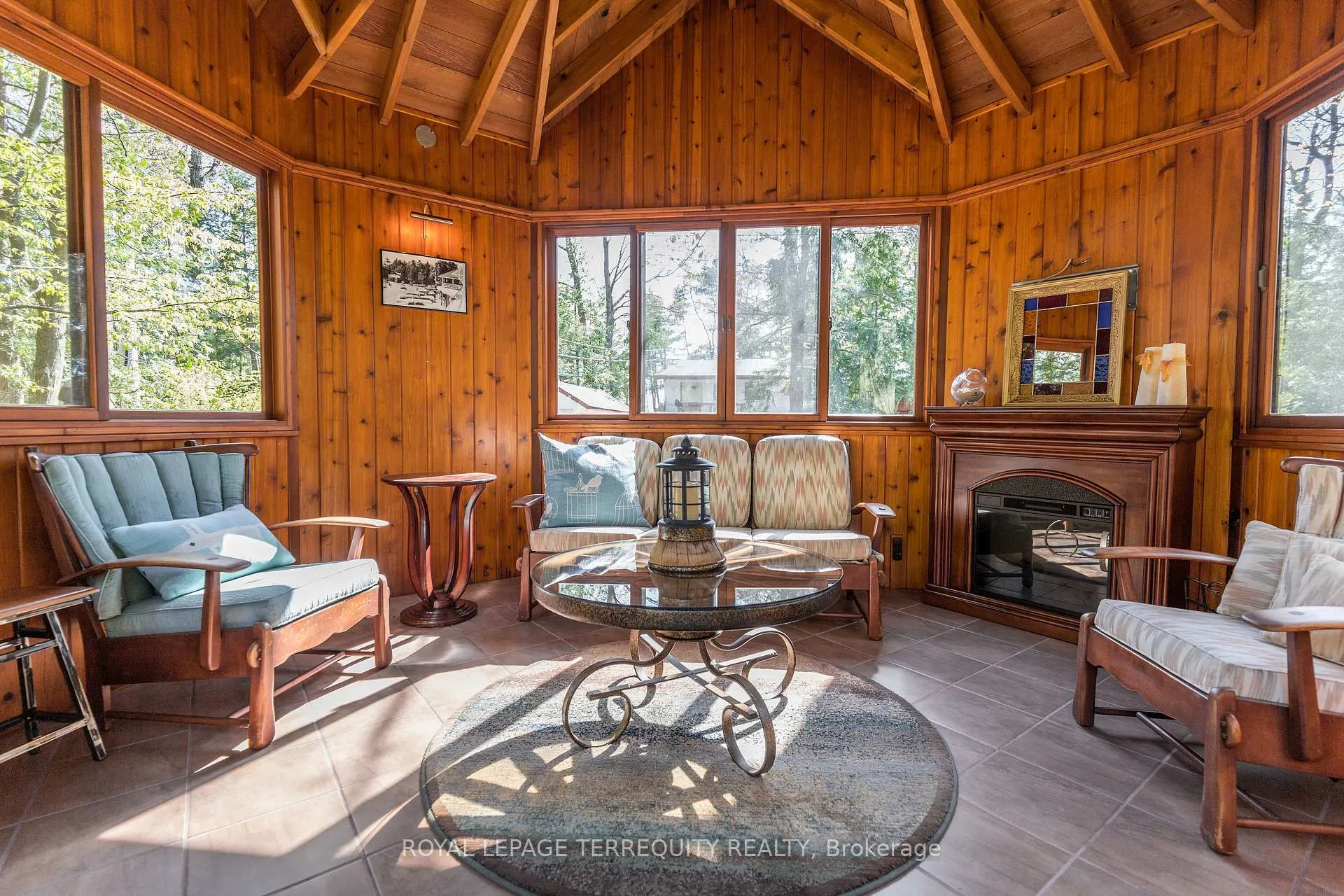 Photo 16 of 19 Finley Drive, Tiny, Rural Tiny — HOMEH